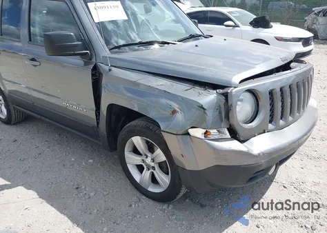 2014 Jeep Patriot Latitude z USA, uszkodzony, nr VIN 1C4NJRFBXED549303
